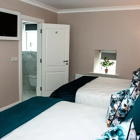 The Dolphin Hotel Crossmolina