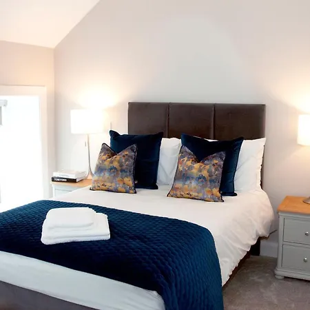 The Dolphin Hotel