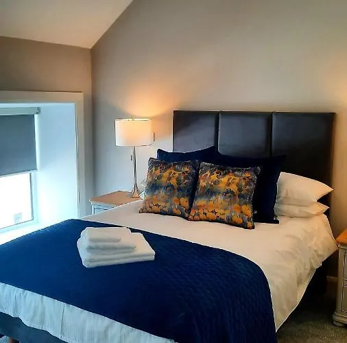 호텔 The Dolphin 3*