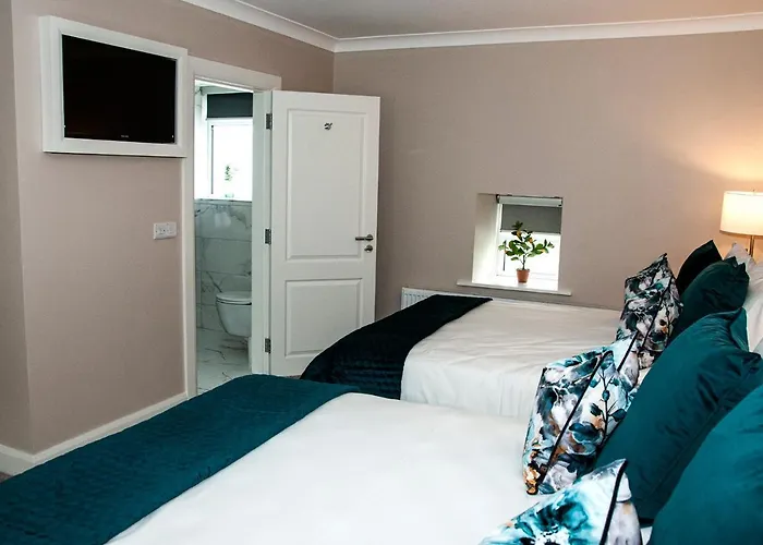 The Dolphin Hotell Crossmolina