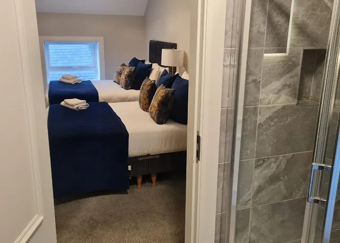 The Dolphin 호텔 3*